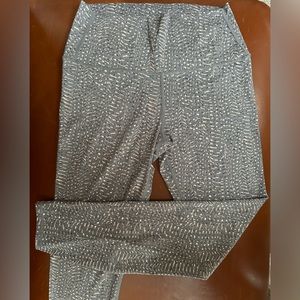 Varley HW Patterned Leggings size M